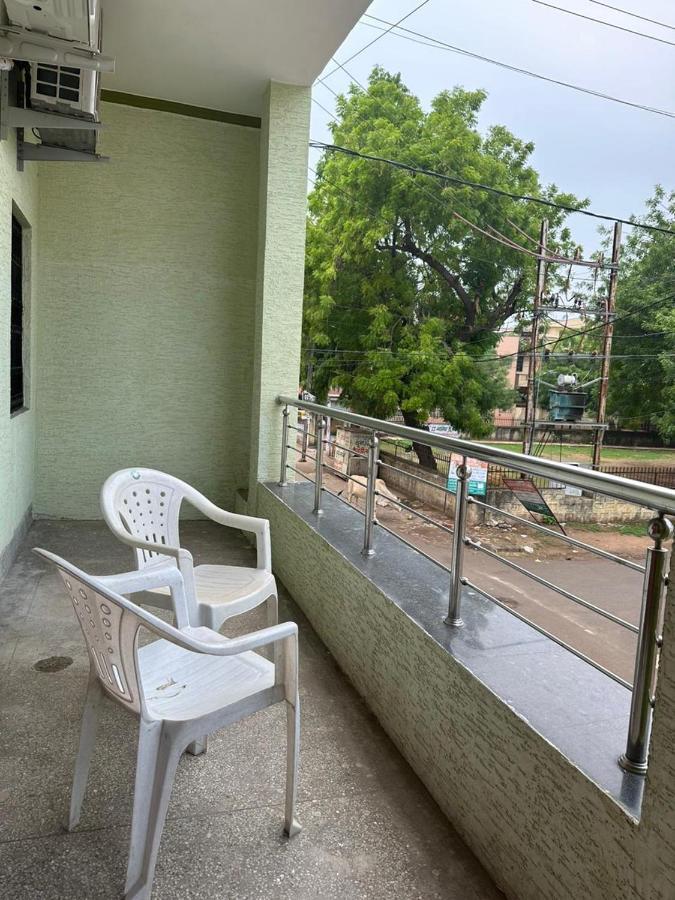 Sunrays - Unique 3Bhk In The Heart Of The City Gwalior Dış mekan fotoğraf